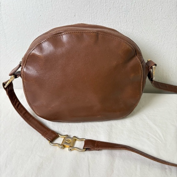 ETIENNE AIGNER Vintage Oval Leather Crossbody Unique Logo Hardware Classic - Picture 4 of 16